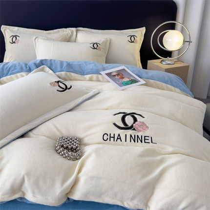 91家纺网 家纺一手货源 找家纺 （总）灰鲸 2025新款A类牛奶绒轻奢刺绣四件套