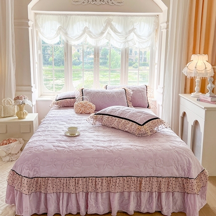 91家纺网 家纺一手货源 找家纺 （总）网红馆（ck家纺） 2025新款牛奶绒花边床盖三件套-诺蔓