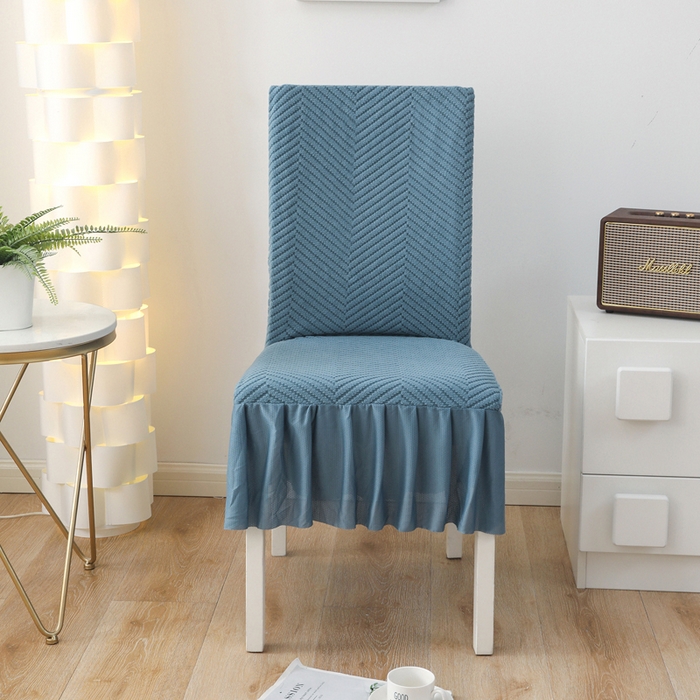 91家纺网 家纺一手货源 找家纺 千彤沙发垫 2024新款拉华绒人字纹系列裙边椅子套 裙边-人字纹-水蓝