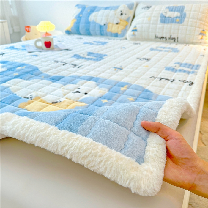 91家纺网 家纺一手货源 找家纺 喜居 2024新款印花牛奶绒床褥垫加厚宝宝绒床褥子床垫薄床垫 欢乐狗