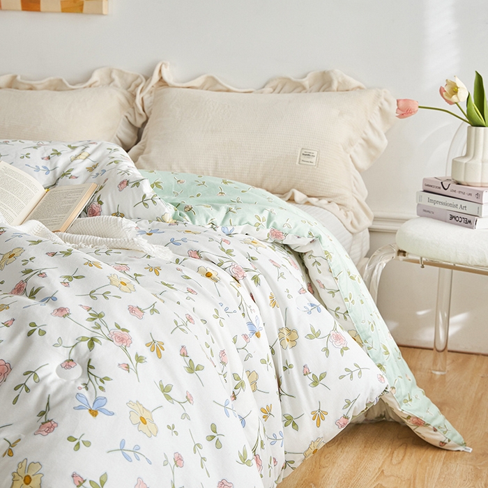 91家纺网 家纺一手货源 找家纺 莱福仕家纺 2024新款全棉13070四季被冬被被子被芯 情人花园