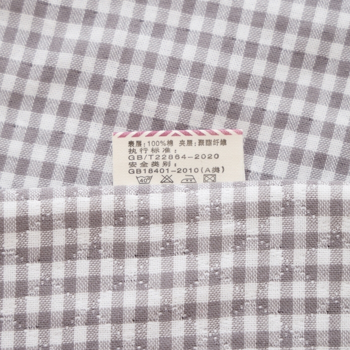 91家纺网 家纺一手货源 找家纺 朴尔家纺-毛巾被 2024新款韩版小碎花边全棉四层纱布枕巾 韩式小格-灰