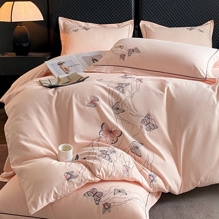 91家纺网 家纺一手货源 找家纺 涵宸家纺 2024新款全棉磨毛刺绣四件套--蝶影系列 蝶影-粉