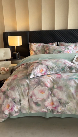 91家纺网 家纺一手货源 找家纺 涵宸家纺 2024新款全棉磨毛数码印花四件套 波漫之约