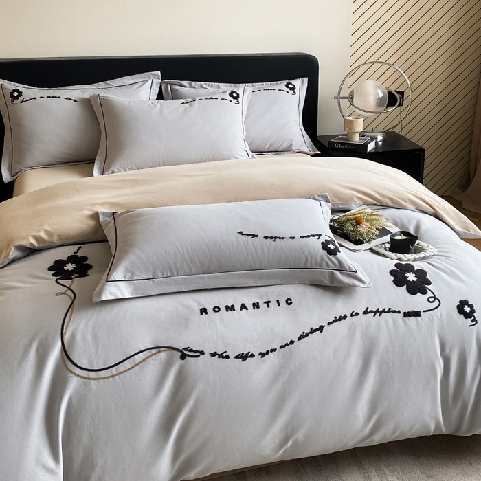 91家纺网 家纺一手货源 找家纺 涵宸家纺 2024新款全棉磨毛毛巾绣四件套--邦尼系列 邦尼-灰