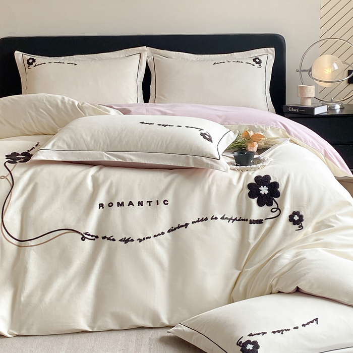 91家纺网 家纺一手货源 找家纺 涵宸家纺 2024新款全棉磨毛毛巾绣四件套--邦尼系列 邦尼-奶白