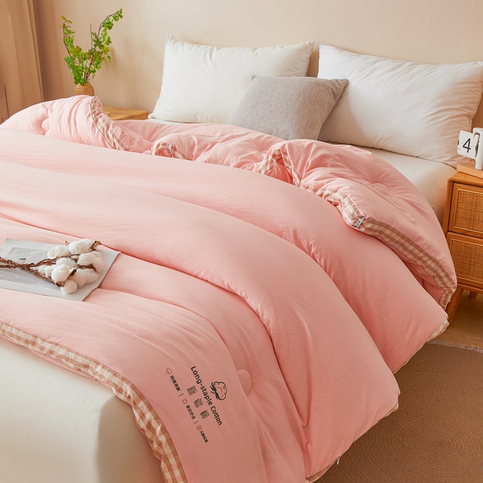 91家纺网 家纺一手货源 找家纺 创优家纺 2025新款无印风立体新疆棉花被被子冬被芯春秋被直播 新疆棉-粉色
