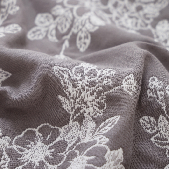 91家纺网 家纺一手货源 找家纺 朴尔家纺-毛巾被 2024新款韩版小碎花边全棉四层纱布枕巾 芬芳-灰
