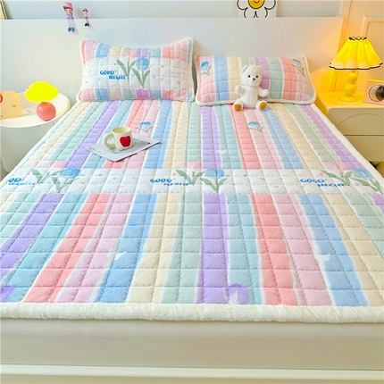 91家纺网 家纺一手货源 找家纺 喜居 2024新款印花牛奶绒床褥垫加厚宝宝绒床褥子床垫薄床垫 缤纷彩虹