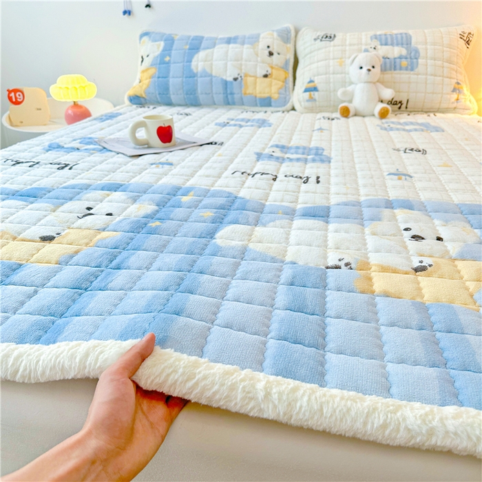 91家纺网 家纺一手货源 找家纺 喜居 2024新款印花牛奶绒床褥垫加厚宝宝绒床褥子床垫薄床垫 欢乐狗