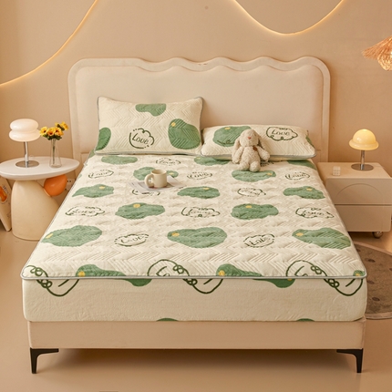 91家纺网 家纺一手货源 找家纺 （总）湘之帛  2024新款牛奶绒印花夹棉床笠