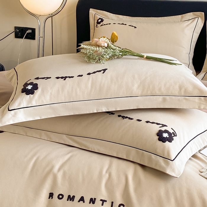 91家纺网 家纺一手货源 找家纺 涵宸家纺 2024新款全棉磨毛毛巾绣四件套--邦尼系列 邦尼-茶色