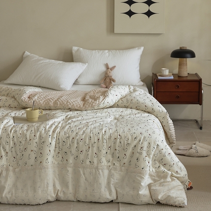 91家纺网 家纺一手货源 找家纺 （总）U被家纺 2025新款法式贴边全棉双层纱豆豆被