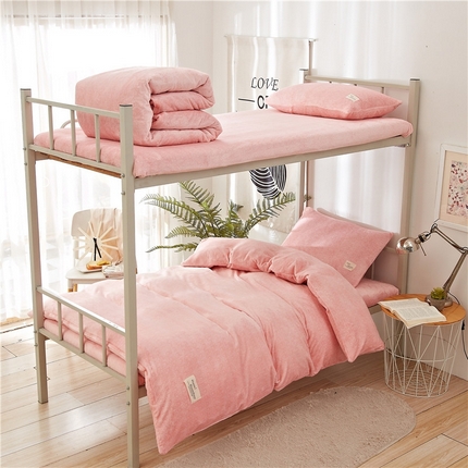 91家纺网 家纺一手货源 找家纺 爱港家纺 2024新款牛奶绒法兰绒加厚保暖三件套床笠床单款 粉色