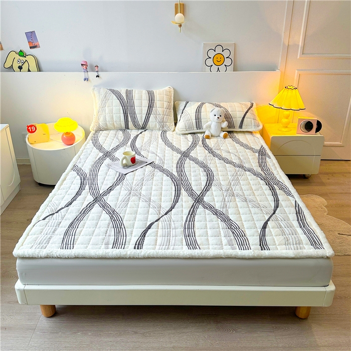 91家纺网 家纺一手货源 找家纺 喜居 2024新款印花牛奶绒床褥垫加厚宝宝绒床褥子床垫薄床垫 简约空间