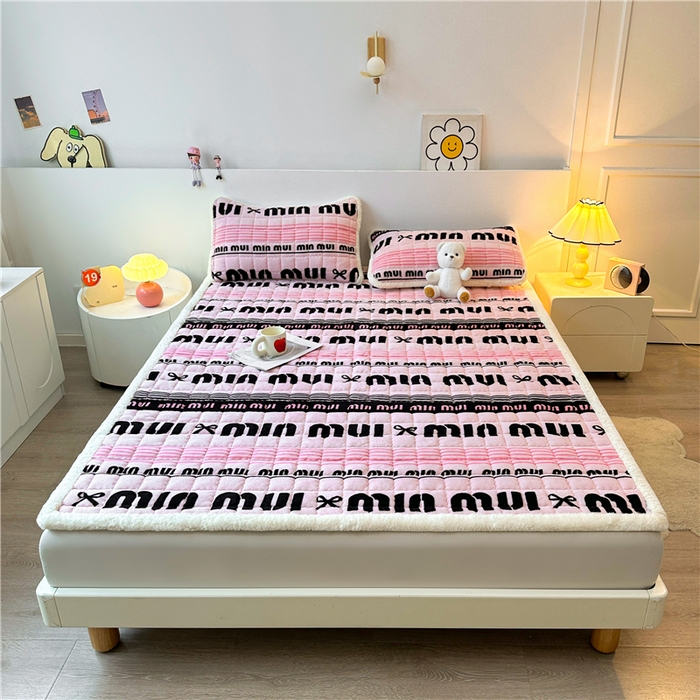 91家纺网 家纺一手货源 找家纺 喜居 2024新款印花牛奶绒床褥垫加厚宝宝绒床褥子床垫薄床垫 MM蝴蝶结