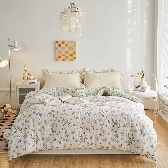 91家纺网 家纺一手货源 找家纺 莱福仕家纺 2024新款全棉13070四季被冬被被子被芯 情人花园