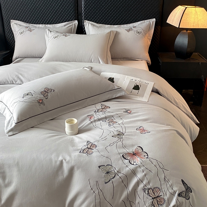 91家纺网 家纺一手货源 找家纺 涵宸家纺 2024新款全棉磨毛刺绣四件套--蝶影系列 蝶影-灰
