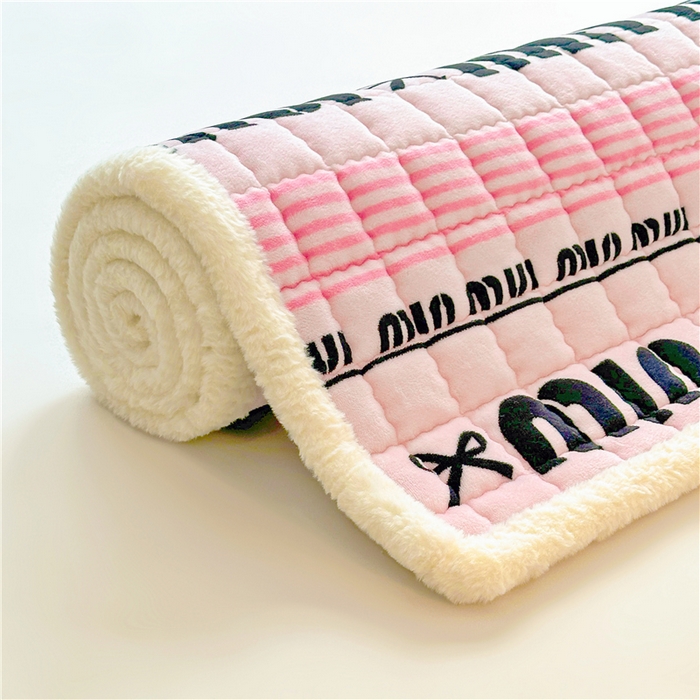 91家纺网 家纺一手货源 找家纺 喜居 2024新款印花牛奶绒床褥垫加厚宝宝绒床褥子床垫薄床垫 MM蝴蝶结