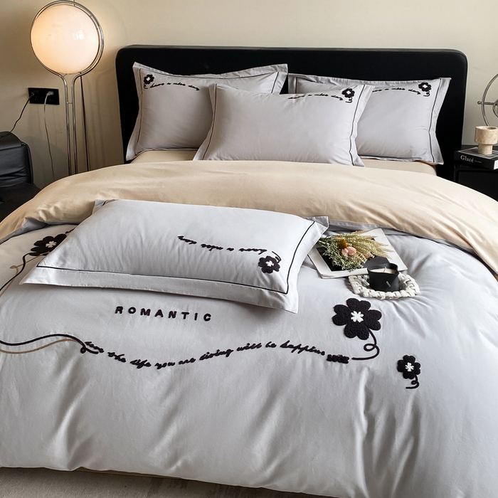 91家纺网 家纺一手货源 找家纺 涵宸家纺 2024新款全棉磨毛毛巾绣四件套--邦尼系列 邦尼-灰