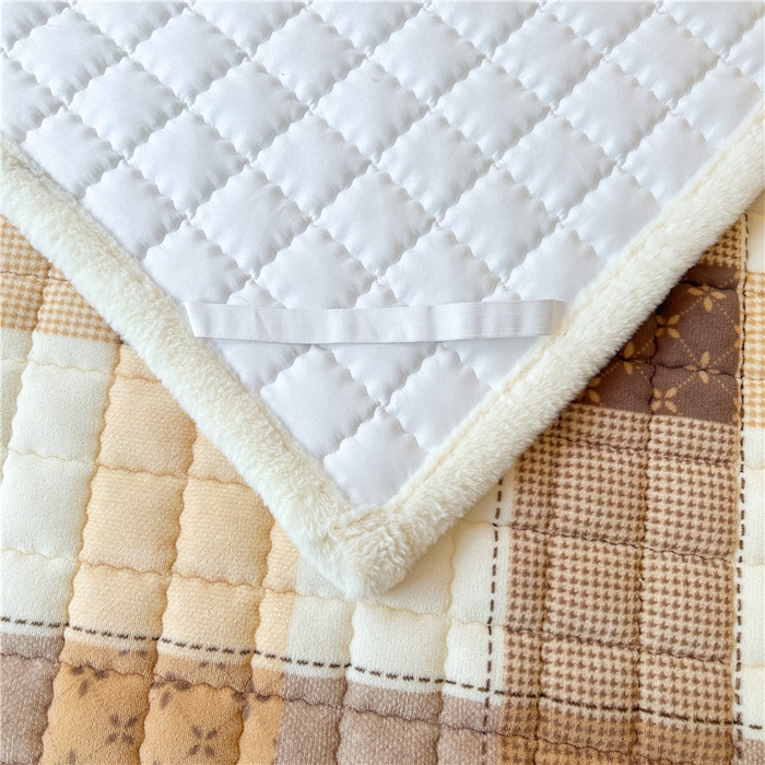 91家纺网 家纺一手货源 找家纺 喜居 2024新款印花牛奶绒床褥垫加厚宝宝绒床褥子床垫薄床垫 温情时光