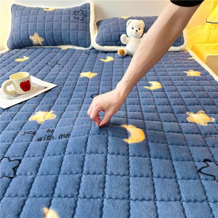 91家纺网 家纺一手货源 找家纺 喜居 2024新款印花牛奶绒床褥垫加厚宝宝绒床褥子床垫薄床垫 星月