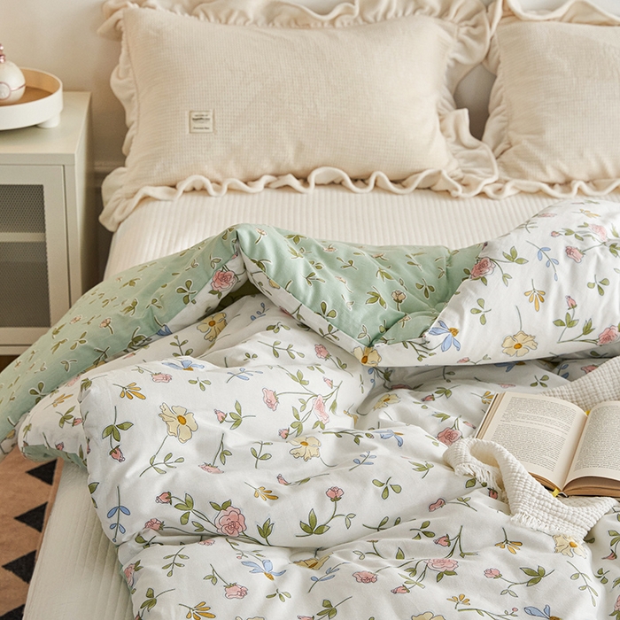 91家纺网 家纺一手货源 找家纺 莱福仕家纺 2024新款全棉13070四季被冬被被子被芯 情人花园