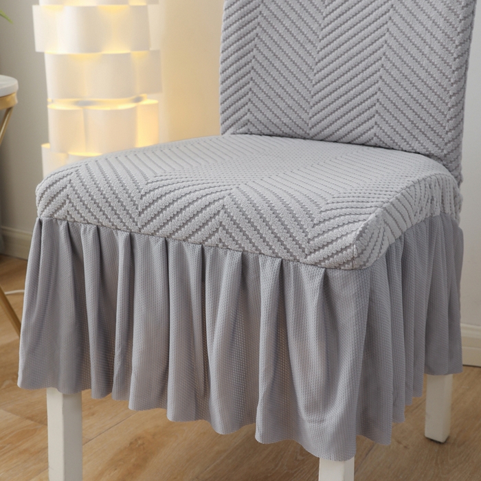 91家纺网 家纺一手货源 找家纺 千彤沙发垫 2024新款拉华绒人字纹系列裙边椅子套 裙边-人字纹-银灰