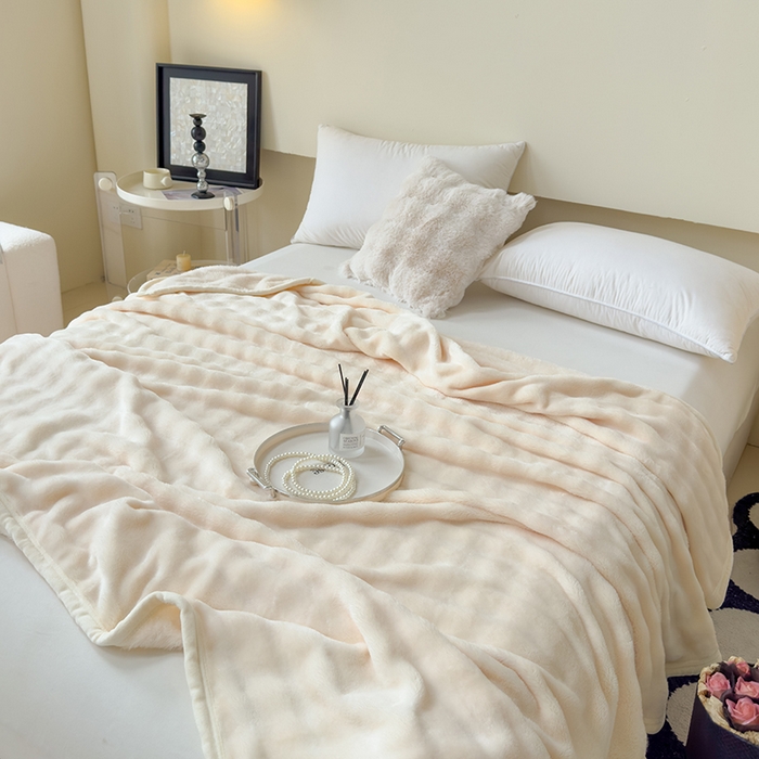 91家纺网 家纺一手货源 找家纺 凡客 2024新款全工艺加厚仿獭兔毛牛奶绒泡泡毛毯 泡泡毯-白色