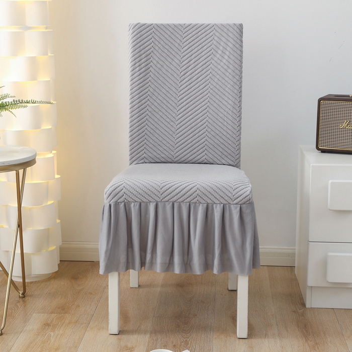 91家纺网 家纺一手货源 找家纺 千彤沙发垫 2024新款拉华绒人字纹系列裙边椅子套 裙边-人字纹-银灰