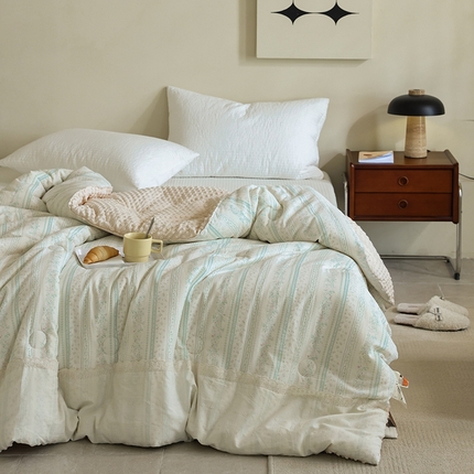 91家纺网 家纺一手货源 找家纺 （总）U被家纺 2025新款法式贴边全棉双层纱豆豆被