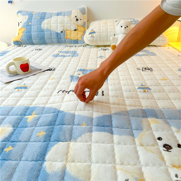 91家纺网 家纺一手货源 找家纺 喜居 2024新款印花牛奶绒床褥垫加厚宝宝绒床褥子床垫薄床垫 欢乐狗