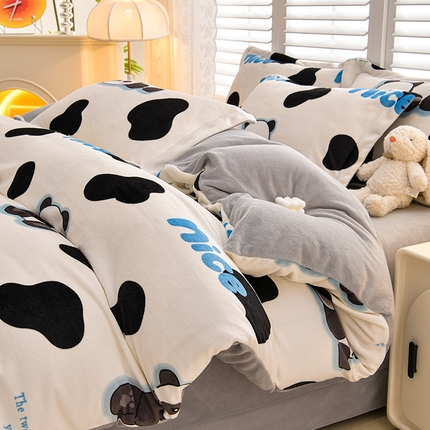 91家纺网 家纺一手货源 找家纺 （总）斯尔顿 2025新款230g小清新高克重牛奶绒四件套