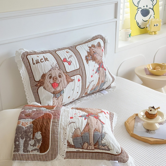 91家纺网 家纺一手货源 找家纺 朴尔家纺-毛巾被 2024新款韩版花边卡通水洗起皱纯棉六层纱布枕巾 摩卡狗狗