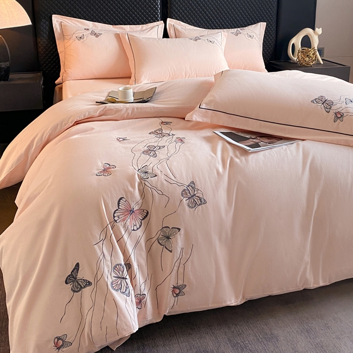 91家纺网 家纺一手货源 找家纺 涵宸家纺 2024新款全棉磨毛刺绣四件套--蝶影系列 蝶影-粉