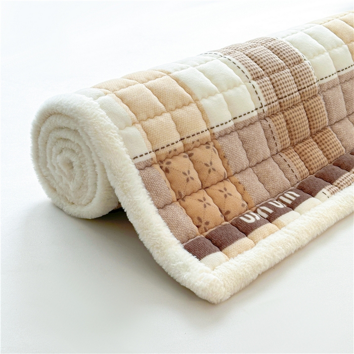 91家纺网 家纺一手货源 找家纺 喜居 2024新款印花牛奶绒床褥垫加厚宝宝绒床褥子床垫薄床垫 温情时光