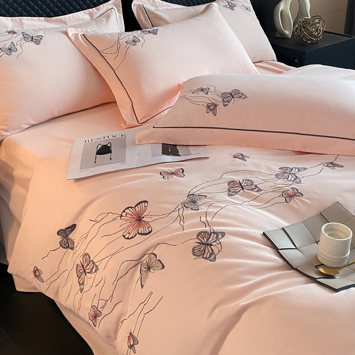 91家纺网 家纺一手货源 找家纺 涵宸家纺 2024新款全棉磨毛刺绣四件套--蝶影系列 蝶影-粉