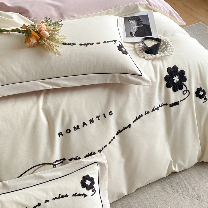 91家纺网 家纺一手货源 找家纺 涵宸家纺 2024新款全棉磨毛毛巾绣四件套--邦尼系列 邦尼-奶白