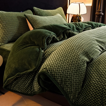 91家纺网 家纺一手货源 找家纺 好眠好梦家纺 2024新款色织提花牛奶绒床笠四件套 松石绿