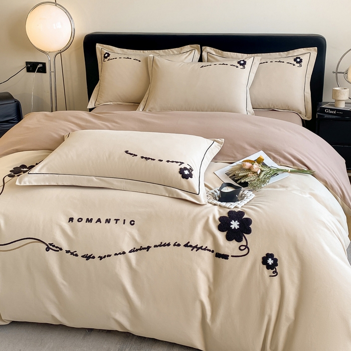 91家纺网 家纺一手货源 找家纺 涵宸家纺 2024新款全棉磨毛毛巾绣四件套--邦尼系列 邦尼-茶色