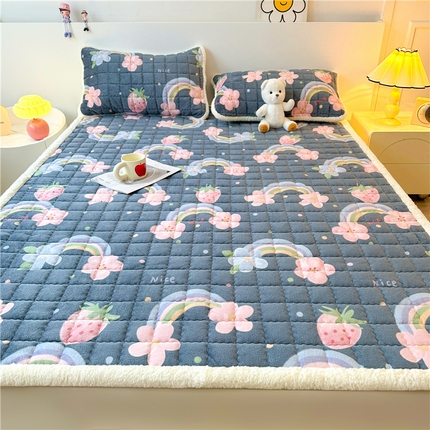 91家纺网 家纺一手货源 找家纺 喜居 2024新款印花牛奶绒床褥垫加厚宝宝绒床褥子床垫薄床垫 彩虹桥