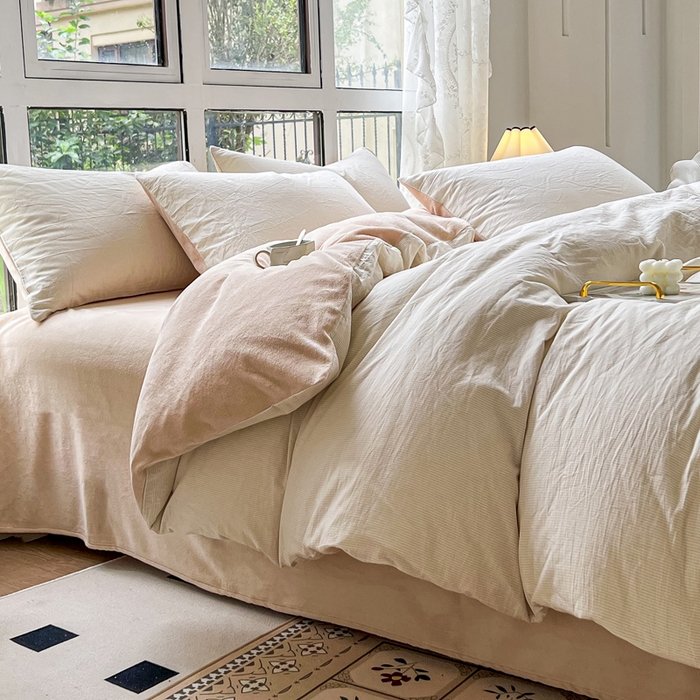 91家纺网 家纺一手货源 找家纺 2024最新款无印良品风双拼全棉色织水洗棉加牛奶绒单品被套简约风全棉拼牛奶绒被套 棉+绒-米极细条