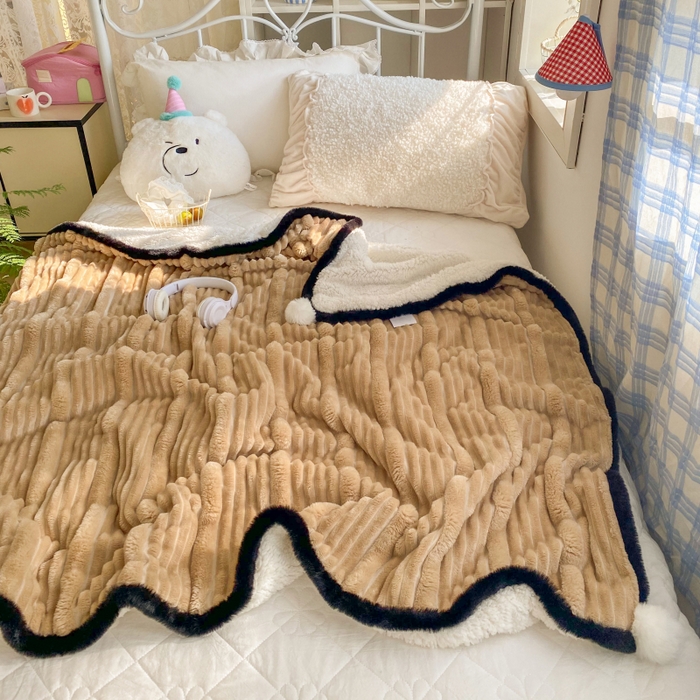 91家纺网 家纺一手货源 找家纺 潮邦 2025秋冬子母抽条羊羔绒球毯 子母抽条球毯-驼色