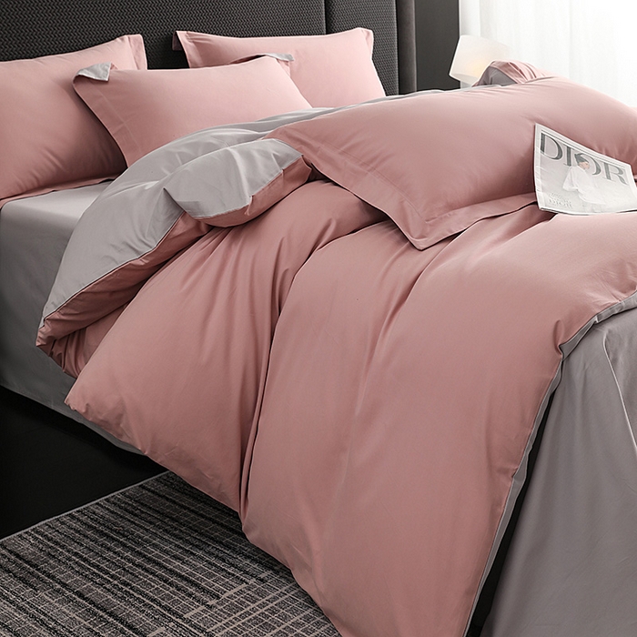 91家纺网 家纺一手货源 找家纺 莱阁亿 2025秋冬新款高支高密全棉纯棉磨毛双拼纯色单被套被套单件 豆沙粉&摩登灰