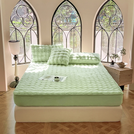 91家纺网 家纺一手货源 找家纺 （总）可恩欣 2025新款托斯卡纳兔毛绒牛奶绒床笠床罩床垫套【跨境供货】可真空压缩