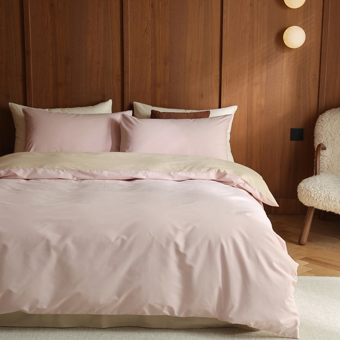 91家纺网 家纺一手货源 找家纺 久典家居 2024新款100支长绒棉磨毛纯色双拼四件套 水漾粉双拼