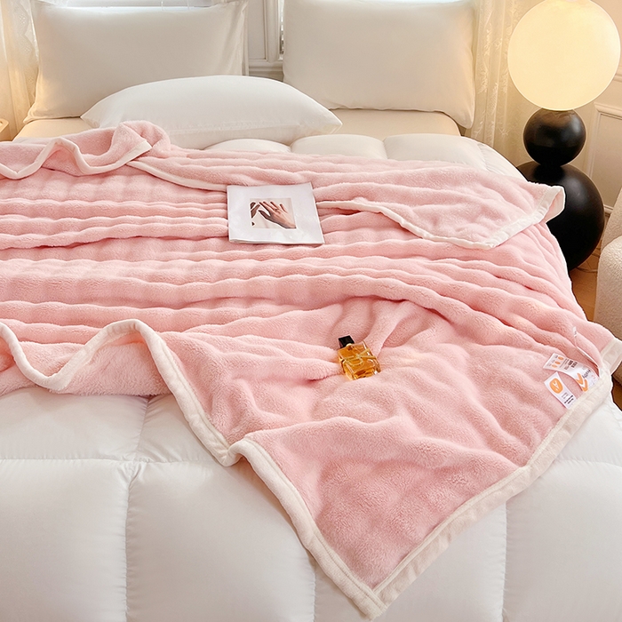 91家纺网 家纺一手货源 找家纺 贝拉梦家纺 2024新款加厚保暖托卡斯兔毛绒毛毯多功能毯子保暖盖毯 白桃茶粉