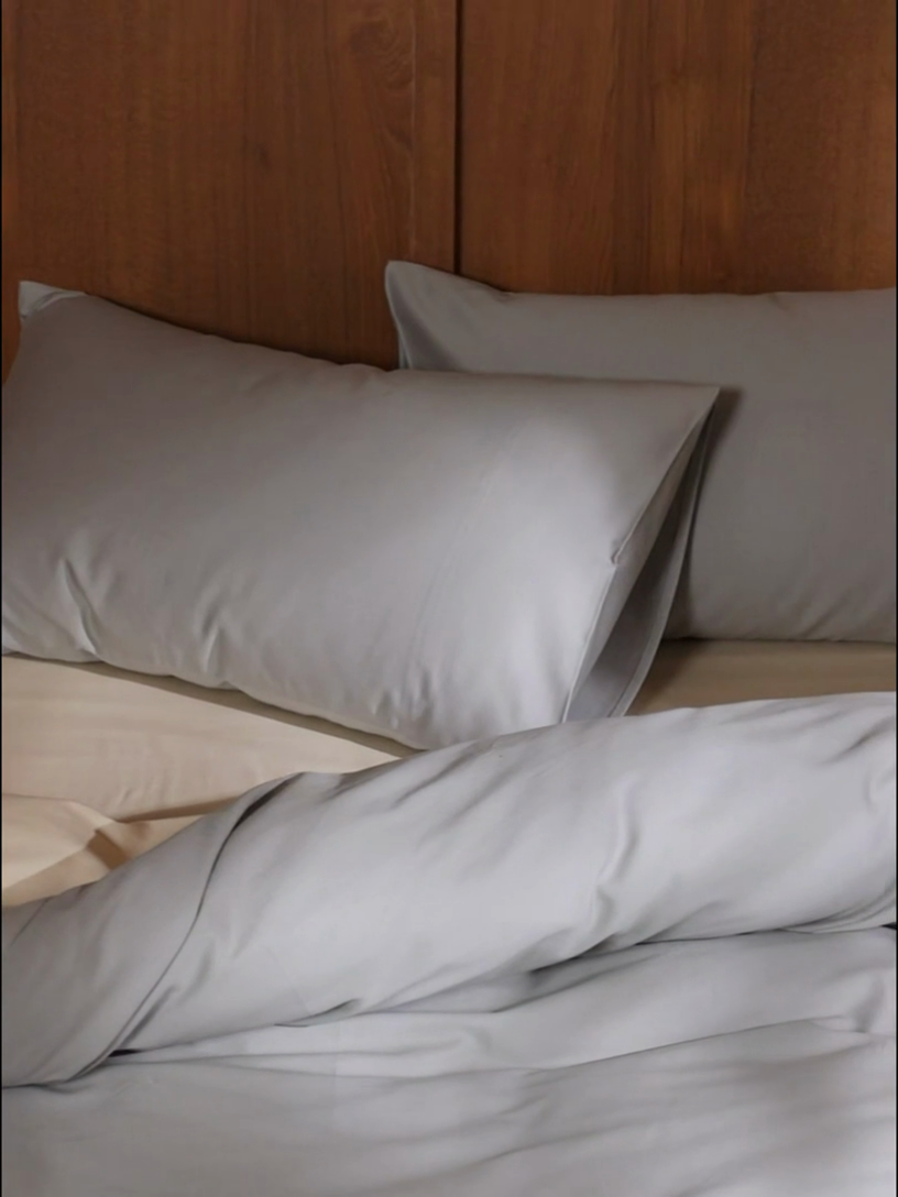 91家纺网 家纺一手货源 找家纺 久典家居 2024新款100支长绒棉磨毛纯色双拼四件套 冰川灰双拼