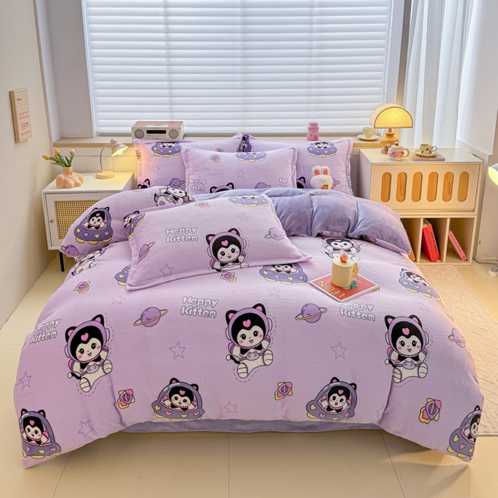 91家纺网 家纺一手货源 找家纺 妖妖家纺 2024新款高克重200克印花牛奶绒四件套 飞入星球