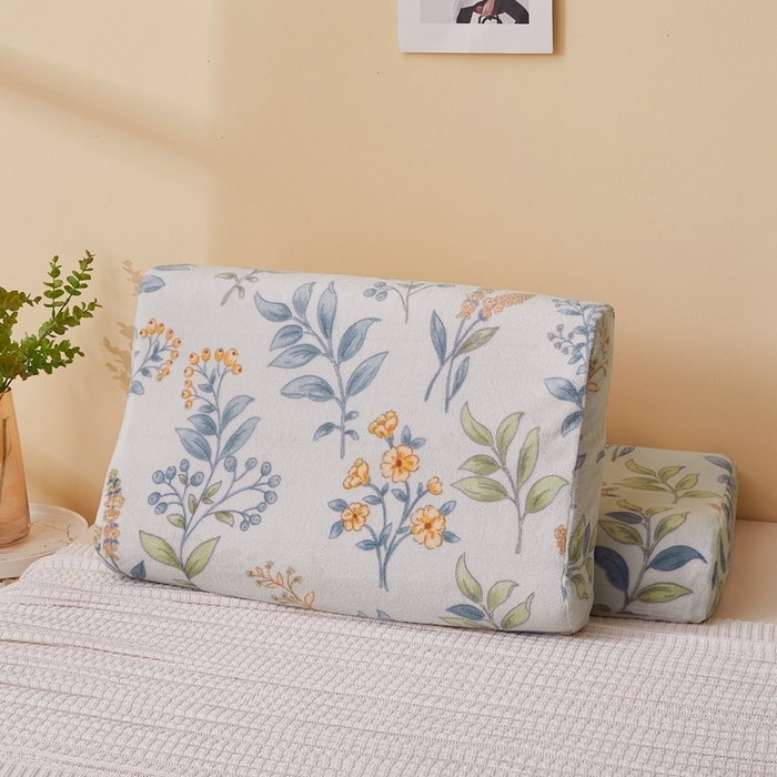 91家纺网 家纺一手货源 找家纺 翎盈家纺 2024新款加厚高克重牛奶绒乳胶枕头套 兰花